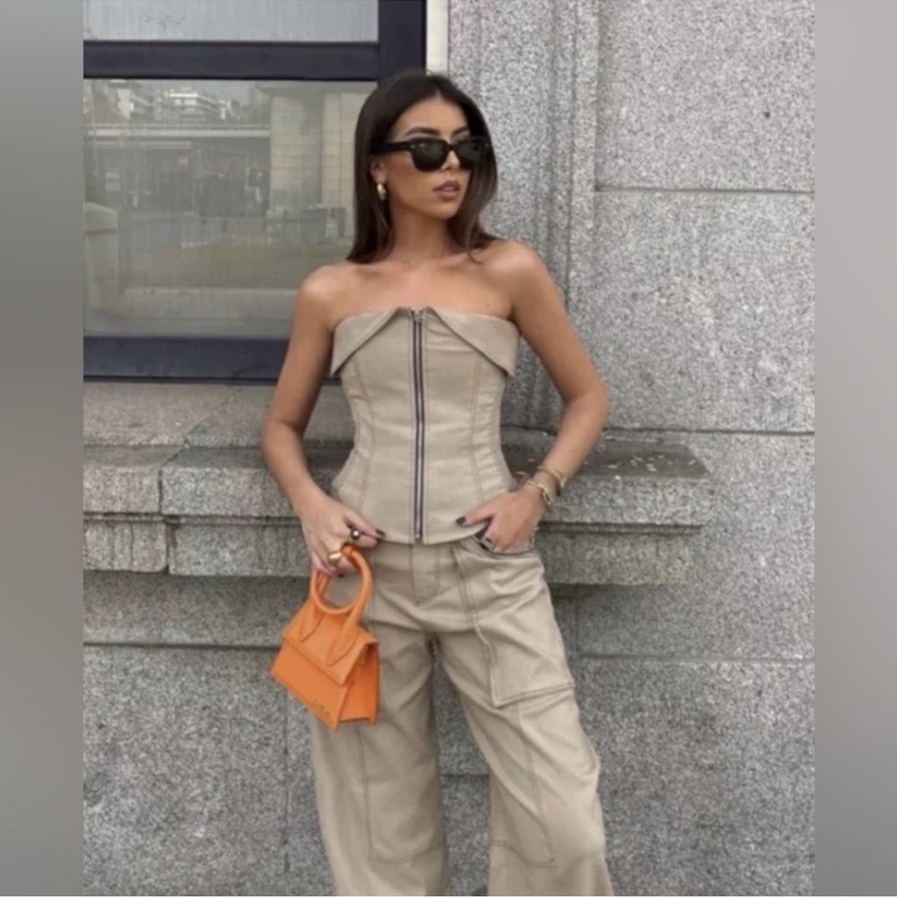 VIRAL Zara Top-Stitched Zippered Cargo Pants -Small NWT